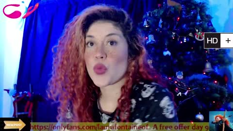 Snapshot of laura_fountain_ chatting on January 3, 2025, 9:36 pm weedcam Curly Laura OF    online show from January 3, 2025, 9:36 pm