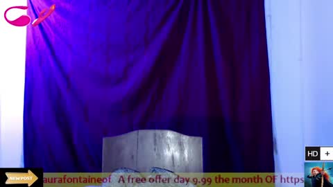 Snapshot of laura_fountain_ chatting on January 23, 2025, 11:15 pm weedcam Curly Laura OF    online show from January 23, 2025, 11:15 pm