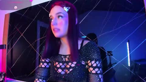 Laura online show from February 15, 2026, 1:57 am