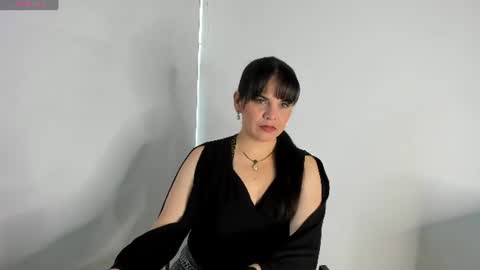 laura hotties online show from July 1, 2026, 6:18 pm