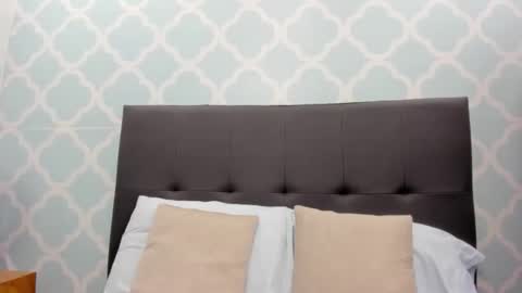 L A U R A online show from January 19, 2026, 12:09 pm