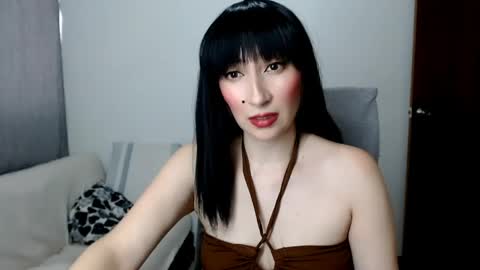 Snapshot of laura_pervert_ chatting on May 27, 2026, 9:45 pm Laura online show from May 27, 2026, 9:45 pm