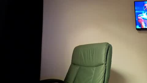 Snapshot of laura_r23 chatting on July 11, 2026, 3:37 pm Laura Rose online show from July 11, 2026, 3:37 pm