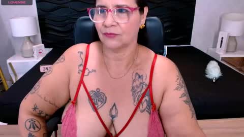 Laura online show from September 23, 2025, 3:48 pm