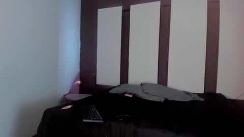 Snapshot of laura_serena chatting on March 28, 2026, 2:49 pm laura_serena online show from March 28, 2026, 2:49 pm
