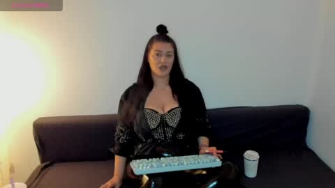 Laura online show from March 24, 2026, 8:03 pm