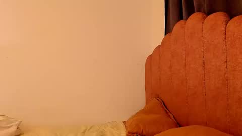 LAURA SOE online show from January 12, 2026, 7:02 am