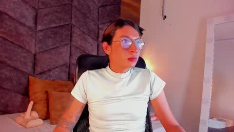 lauraagomezz__ online show from January 29, 2025, 1:37 am
