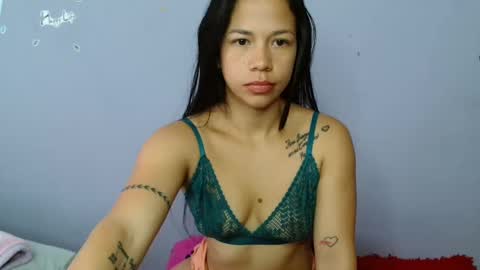 lauracb          online show from March 6, 2025, 4:07 pm