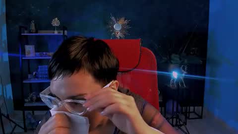 Snapshot of lauradavidsons chatting on November 22, 2025, 2:32 am lauradavidsons online show from November 22, 2025, 2:32 am