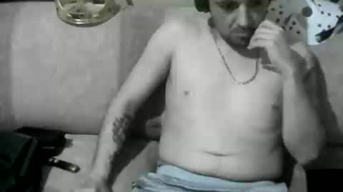 lauradecuada2 online show from April 7, 2026, 12:38 pm