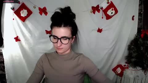 Laura online show from January 5, 2025, 11:48 am