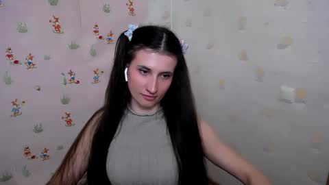 Laura online show from March 11, 2026, 11:27 am