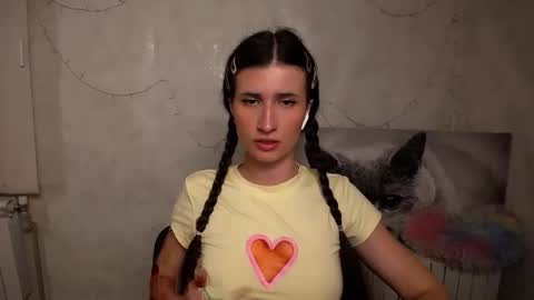 Laura online show from May 23, 2026, 8:51 am