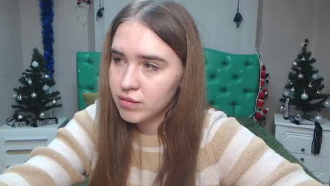LauraHlot online show from December 26, 2024, 4:32 am