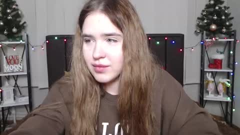 LauraHlot online show from December 30, 2024, 1:04 am