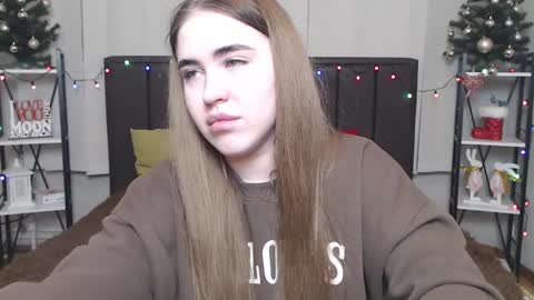 LauraHlot online show from January 5, 2025, 9:25 pm