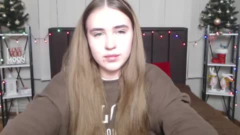 LauraHlot online show from January 10, 2025, 11:39 pm