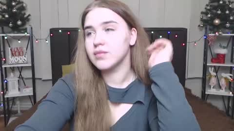LauraHlot online show from January 16, 2025, 2:51 am