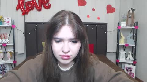 LauraHlot online show from February 13, 2025, 6:48 pm