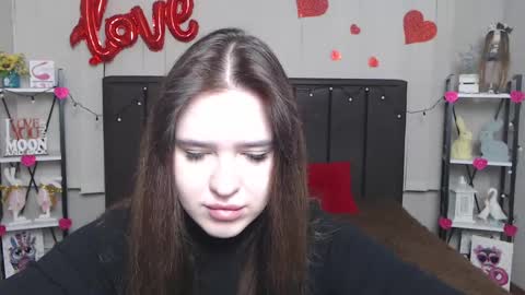 LauraHlot online show from February 15, 2025, 6:23 pm