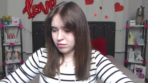 LauraHlot online show from March 8, 2025, 4:50 pm