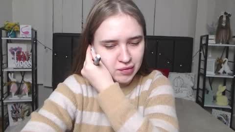 LauraHlot online show from November 16, 2025, 7:08 pm