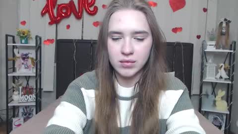 LauraHlot online show from February 5, 2026, 8:46 pm