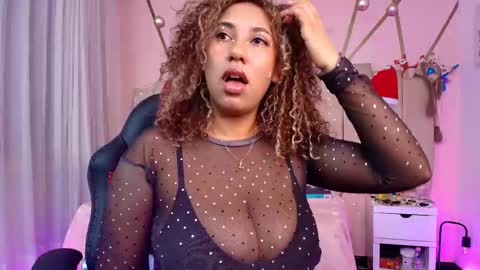 lauraltt online show from January 7, 2026, 7:38 pm