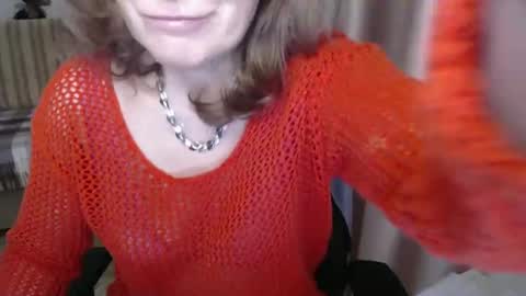 Lauraoven1 online show from March 10, 2025, 2:16 pm