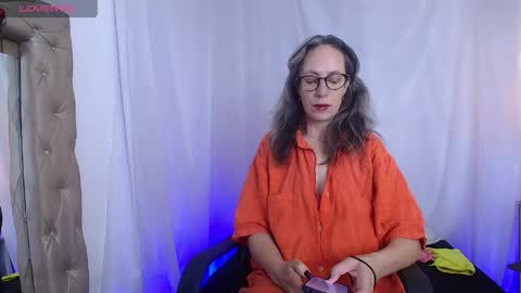 Laura Sofia online show from May 14, 2026, 10:44 am