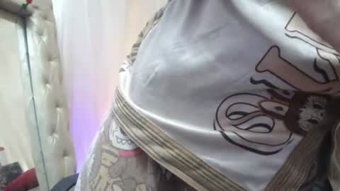 Laura Sofia online show from July 12, 2026, 12:07 pm