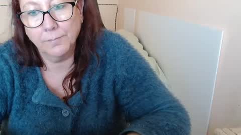 Snapshot of laureanne50 chatting on December 23, 2024, 10:32 am laureanne online show from December 23, 2024, 10:32 am