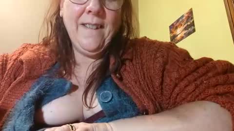 Snapshot of laureanne50 chatting on January 21, 2025, 9:15 pm laureanne online show from January 21, 2025, 9:15 pm