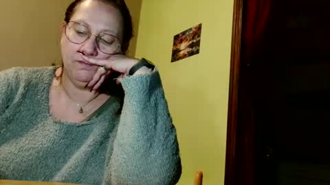 Snapshot of laureanne50 chatting on March 2, 2025, 8:07 pm laureanne online show from March 2, 2025, 8:07 pm