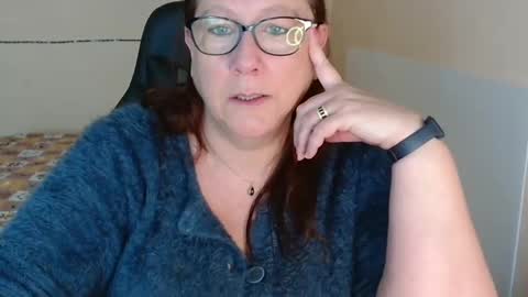 Snapshot of laureanne50 chatting on March 10, 2025, 10:15 am laureanne online show from March 10, 2025, 10:15 am