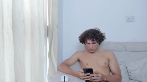 Laureent online show from December 29, 2024, 7:22 pm