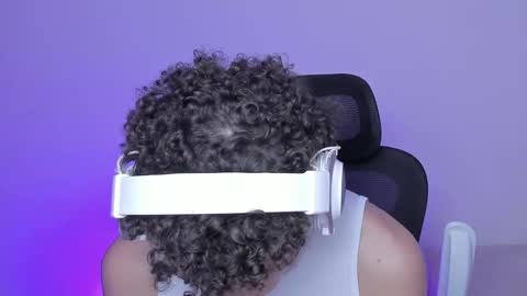 Laureent online show from October 21, 2025, 5:02 pm