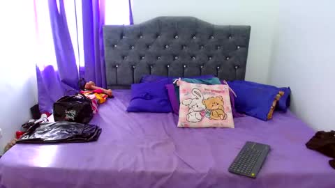 Lauren online show from November 28, 2025, 8:22 pm