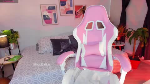 Snapshot of lauren__dallass chatting on December 11, 2024, 8:28 pm MissLauren online show from December 11, 2024, 8:28 pm