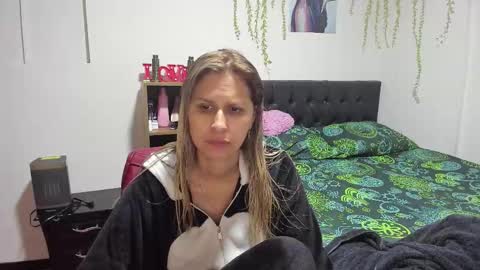 Lauren Independent model online show from February 6, 2026, 2:09 pm