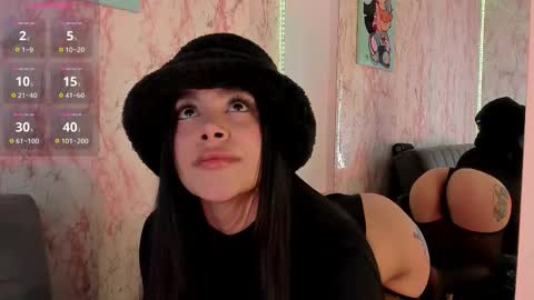 Snapshot of lauren_camila1 chatting on September 24, 2025, 2:26 am Lau online show from September 24, 2025, 2:26 am