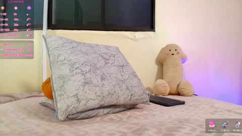 Snapshot of lauren_gil_ chatting on December 16, 2024, 12:26 am 1 online show from December 16, 2024, 12:26 am