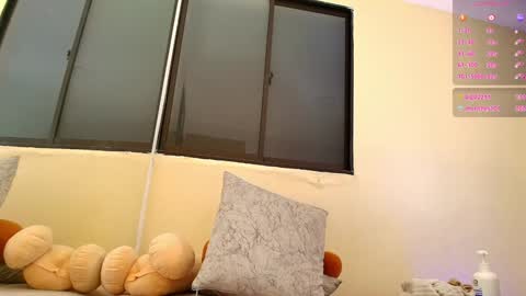 Snapshot of lauren_gil_ chatting on December 23, 2024, 11:17 pm 1 online show from December 23, 2024, 11:17 pm