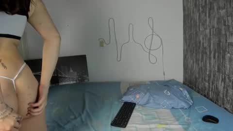 Snapshot of lauren_gold_x chatting on May 11, 2026, 4:04 pm lauren_gold_x online show from May 11, 2026, 4:04 pm