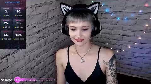 Snapshot of lauren_raquel chatting on September 18, 2025, 3:36 pm Eva online show from September 18, 2025, 3:36 pm