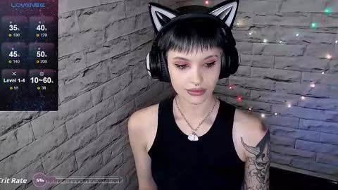 Snapshot of lauren_raquel chatting on September 21, 2025, 1:35 pm Eva online show from September 21, 2025, 1:35 pm