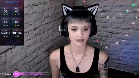 Snapshot of lauren_raquel chatting on September 29, 2025, 5:40 pm Eva online show from September 29, 2025, 5:40 pm