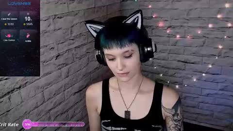 Snapshot of lauren_raquel chatting on October 21, 2025, 3:57 pm Eva online show from October 21, 2025, 3:57 pm