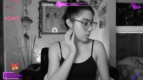 Lauren online show from December 4, 2024, 12:52 am